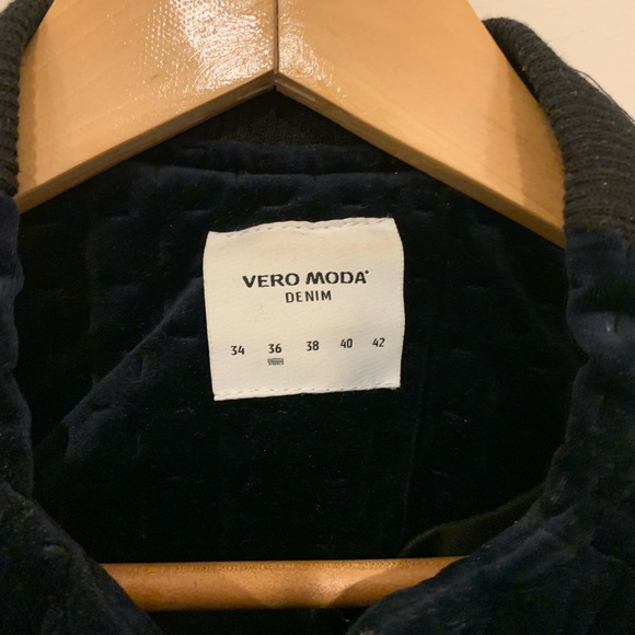 Vera moda women bomber. Baby blue - Picture 2 of 3